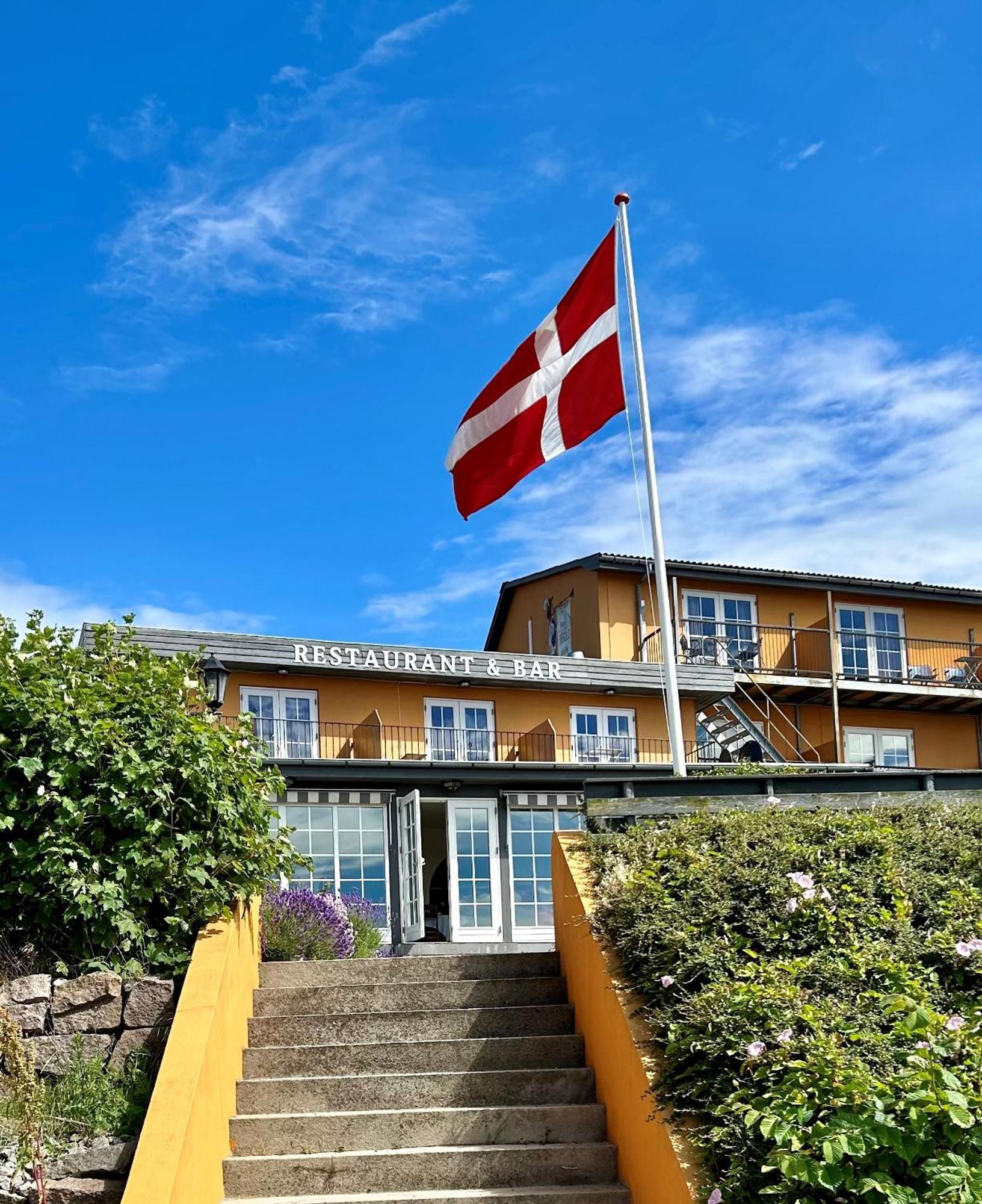 Hotel Kysten Hasle Exterior photo