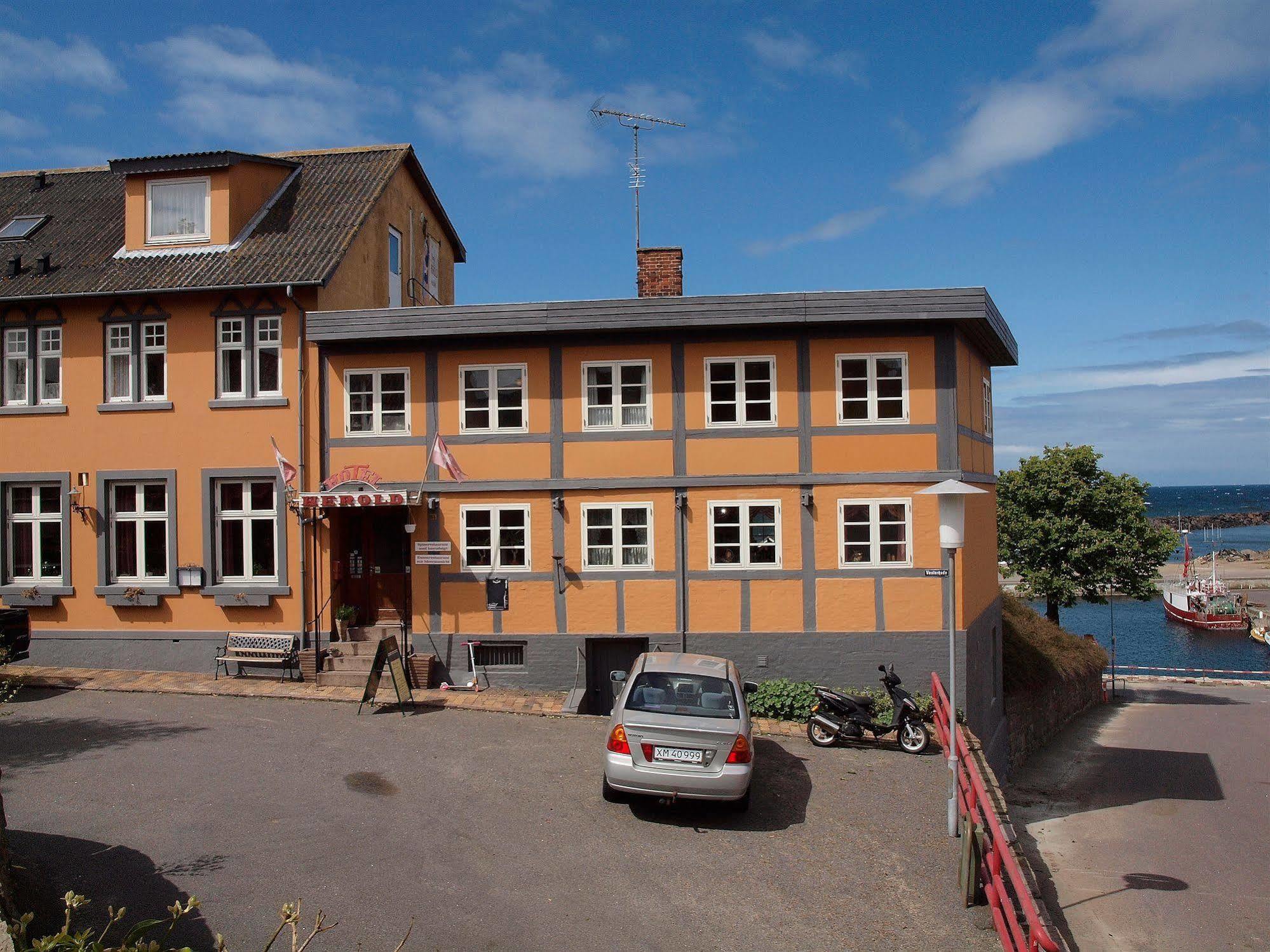Hotel Kysten Hasle Exterior photo